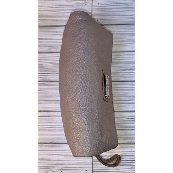 Nine West Coralia Gray Faux Leather Mini Tunnel Crossbody/Clutch - Picture 7 of 15